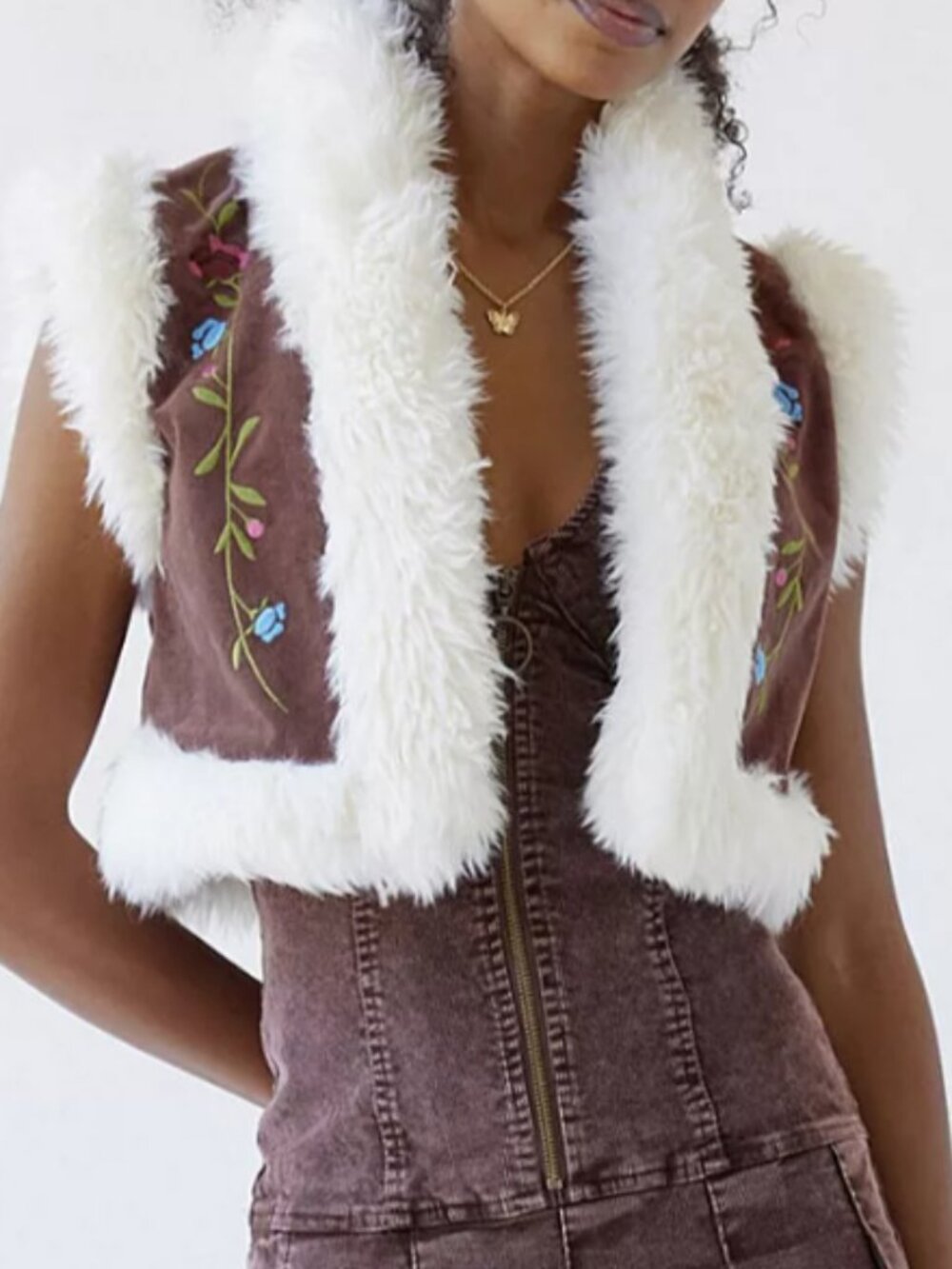 NWT Urban Outfitters UO Carver Faux Fur Trim Embroidered Vest - Women Medium